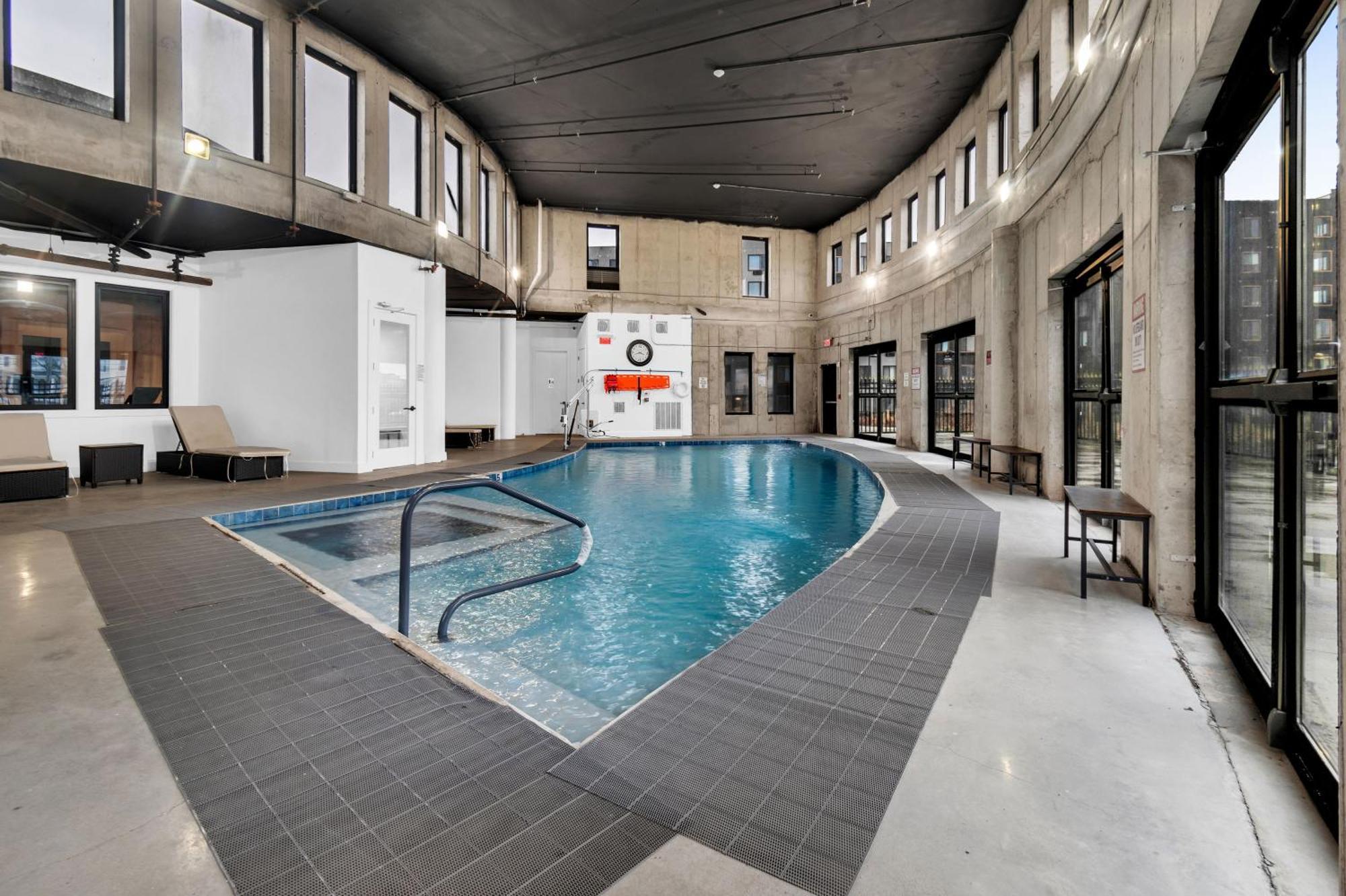 Pink Heaven Indoor Pool, Free Parking, Near Nyc Elizabeth Exterior foto